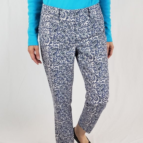 LOFT Pants - LOFT Riviera Julie Fit Cropped Pant Size 2.